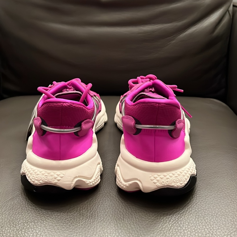 Adidas Ozweego - Picture 4 of 6